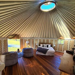 https://noosa-eco-retreat.queenslandhotels.net