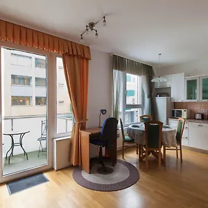 Anita Tour As Apartment