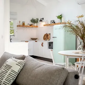 https://la-boheme-whitsunday.queenslandhotels.net